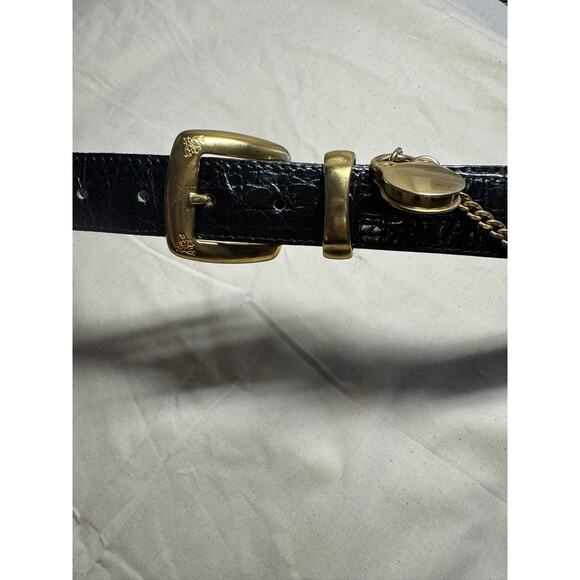 Genuine Original from Italy.  Black  Leather Croc with Gold Buckle lock Belt - Picture 4 of 7